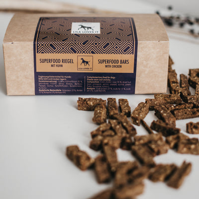 LILA LOVES IT SUPERFOOD-RIEGEL MIT HUHN